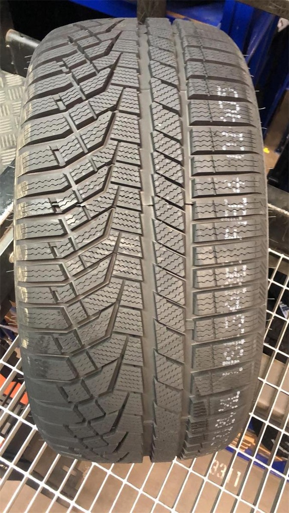 215/70R16 100H SAILUN ICE BLAZER ALPINE EVO1 XL